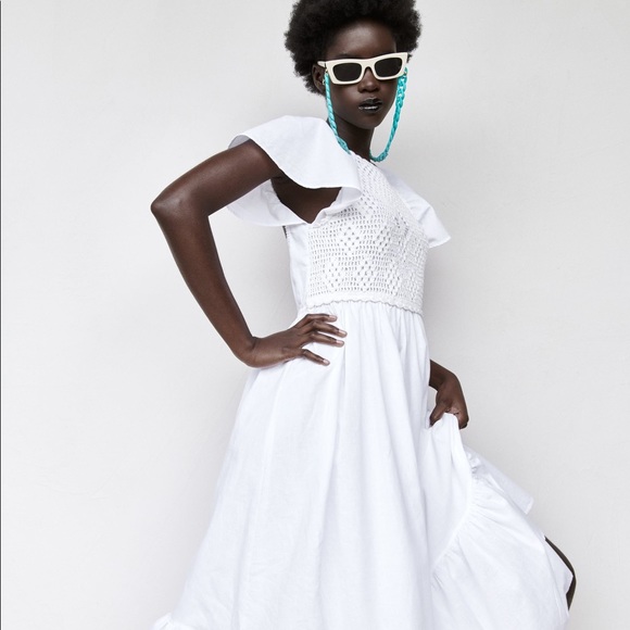 ZARA NEW WOMAN LONG CROCHET LINEN BLEND DRESS RUFFLED HEM WHITE  SZ MED 7200/115 - Picture 2 of 7